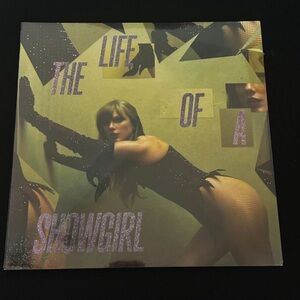 Rare Taylor Swift Shiny Bug Violet Shimmer The Life Of A Showgirl Vinyl Marbled